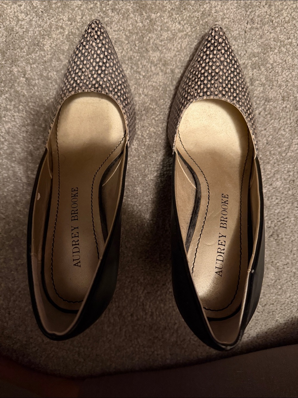Audrey Brooke Two-Tone Pointed Toe Flats in Black and Taupe Pattern